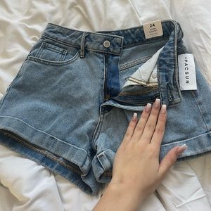 Brand new PacSun mom shorts